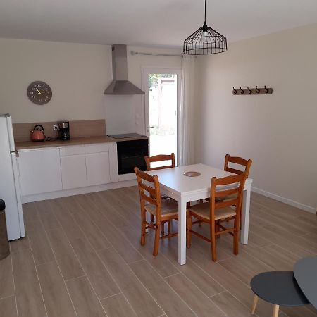 Le Logis De Gatseau Apartment Les Mathes Luaran gambar